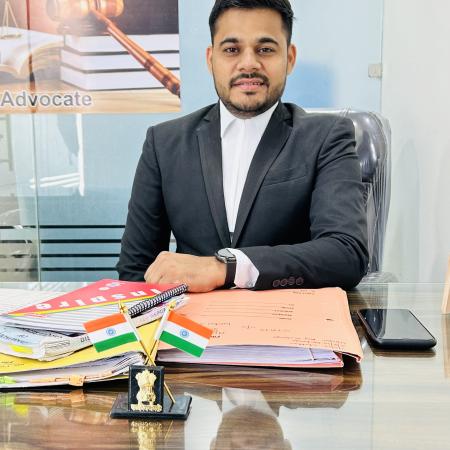 Profile image of Adv. Naveen Prakash